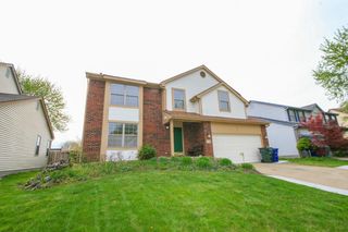 1310 Abbeyhill Drive, Worthington, OH 43085