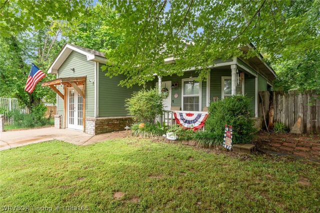 101 Grand Brook Drive, Greenwood, AR 72936