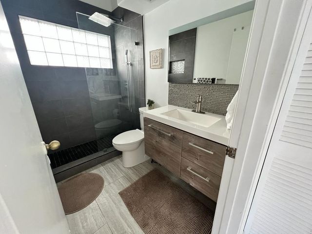 645 Spinnaker, Weston, FL 33326