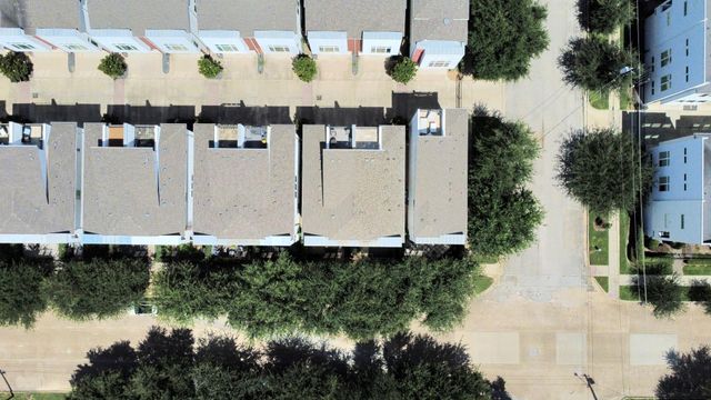 2758 Clay Street, Houston, TX 77003