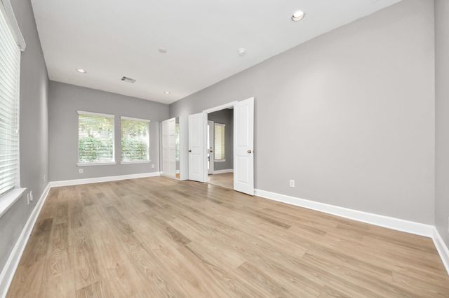 2758 Clay Street, Houston, TX 77003