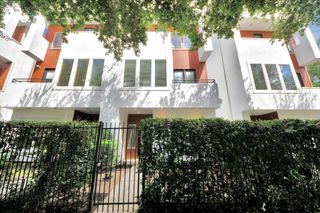 2758 Clay Street, Houston, TX 77003
