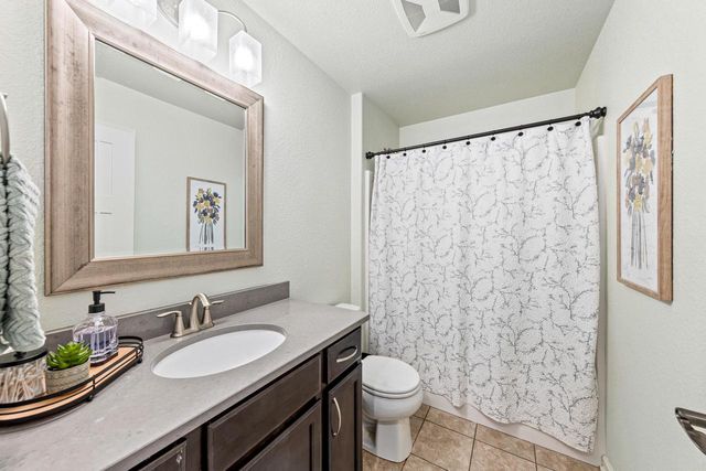 634 Westlawn AVENUE, Mukwonago, WI 53149