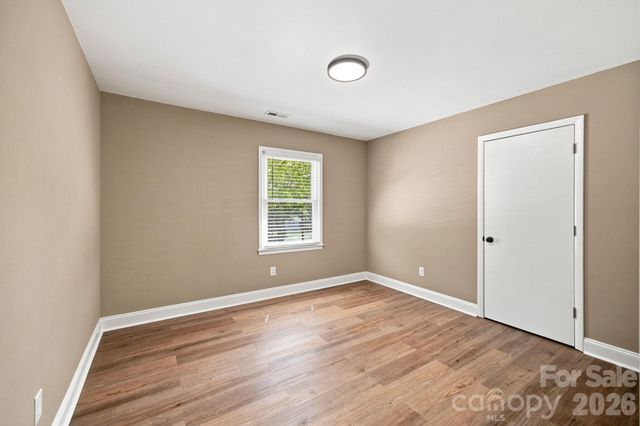 1720 Valwood Street, Kannapolis, NC 28083