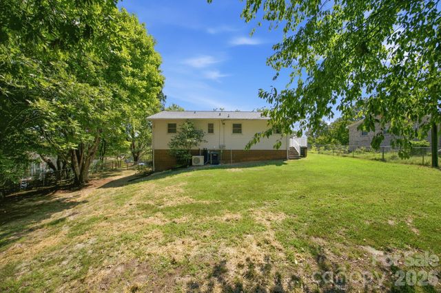 1720 Valwood Street, Kannapolis, NC 28083