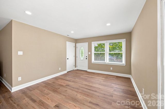 1720 Valwood Street, Kannapolis, NC 28083