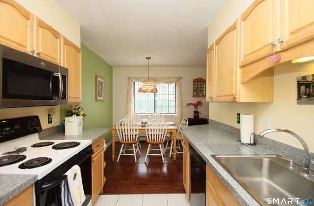 448 Swanson Crescent 448, Milford, CT 06461