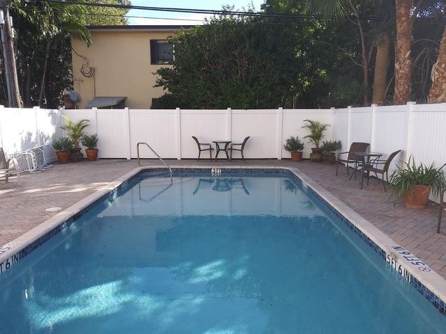 32 NE 22nd Avenue 207, Pompano Beach, FL 33062