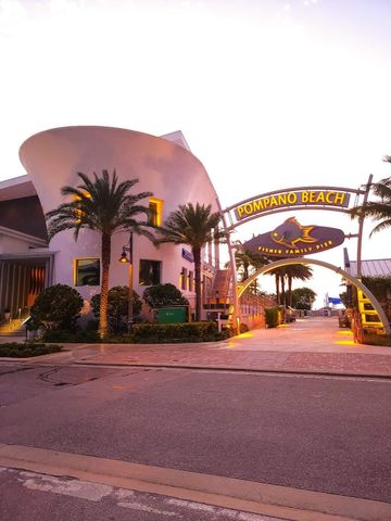 32 NE 22nd Avenue 207, Pompano Beach, FL 33062