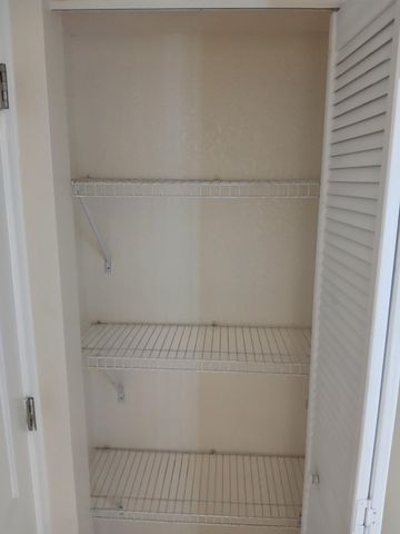 32 NE 22nd Avenue 207, Pompano Beach, FL 33062