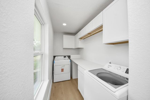 5455 N Crooked Creek Drive, Houston, TX 77017