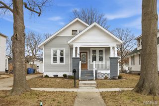 1715 Zschokke Street, Highland, IL 62249