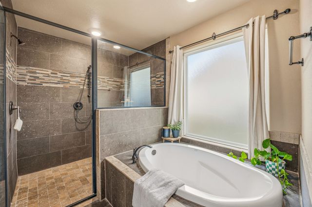 614 Violet Drive, Tolar, TX 76476