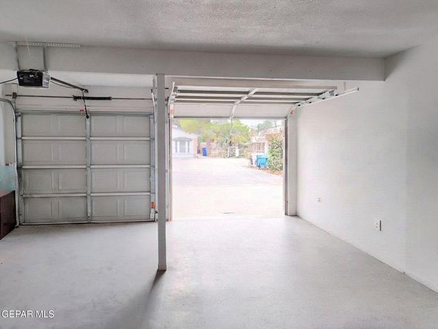 1727 RON CERRUDO Street, El Paso, TX 79936