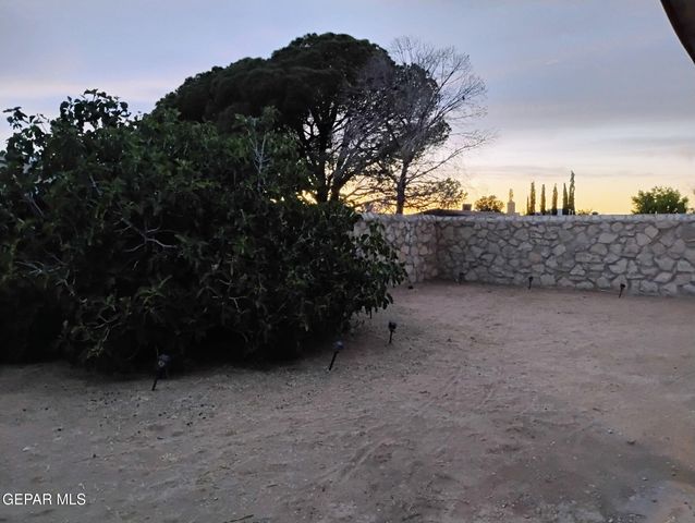 1727 RON CERRUDO Street, El Paso, TX 79936