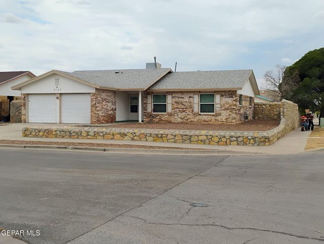 1727 RON CERRUDO Street, El Paso, TX 79936