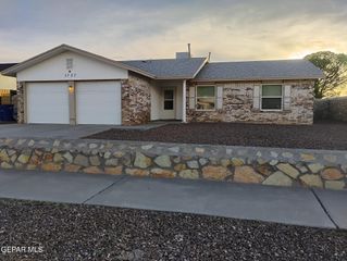 1727 RON CERRUDO Street, El Paso, TX 79936