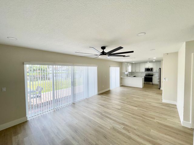 12149 NW 34TH Street, Sunrise, FL 33323