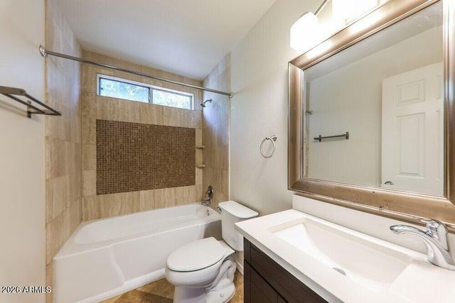 3614 W Camino Del Rio, Glendale, AZ 85310