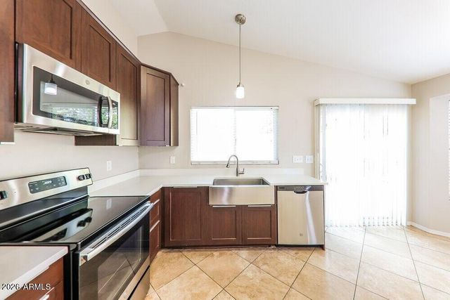 3614 W Camino Del Rio, Glendale, AZ 85310