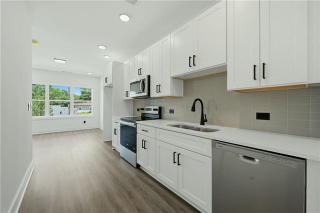 111 Joseph E Lowery Boulevard NW, Atlanta, GA 30314
