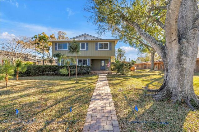 110 29TH AVENUE N, St Petersburg, FL 33704