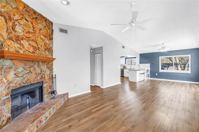 110 29TH AVENUE N, St Petersburg, FL 33704