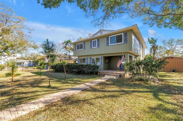 110 29TH AVENUE N, St Petersburg, FL 33704