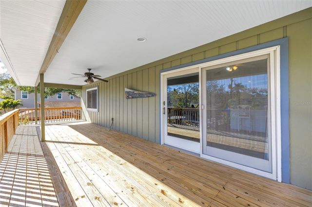 110 29TH AVENUE N, St Petersburg, FL 33704
