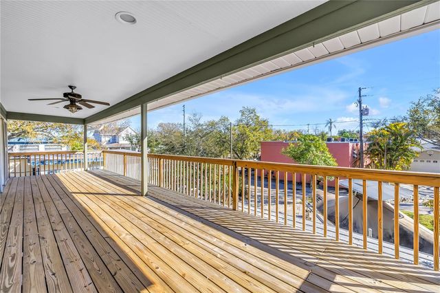 110 29TH AVENUE N, St Petersburg, FL 33704