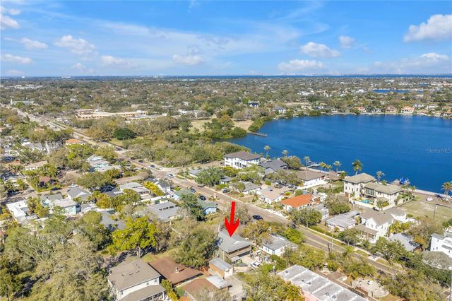 110 29TH AVENUE N, St Petersburg, FL 33704