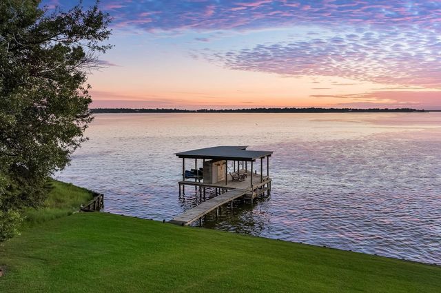 334 Sunset Drive, Livingston, TX 77351