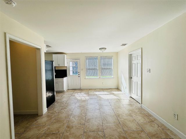 6729 Lodge Street, Houston, TX 77092