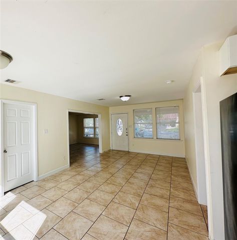 6729 Lodge Street, Houston, TX 77092