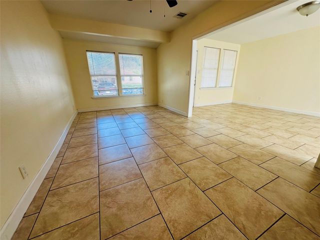 6729 Lodge Street, Houston, TX 77092