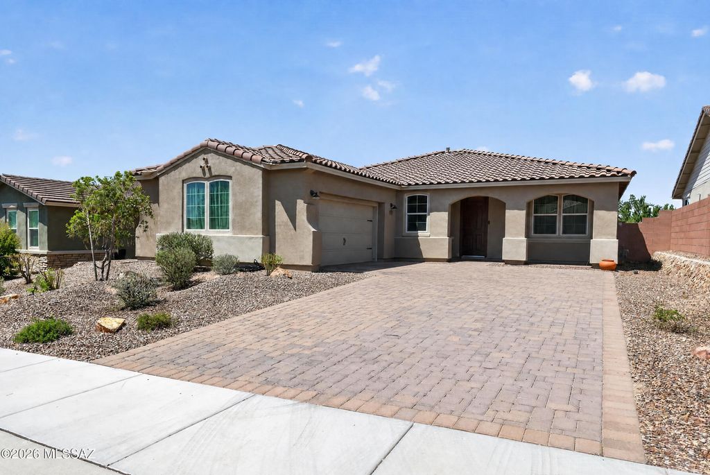 14111 N Golden Barrel Pass, Marana, AZ 85658