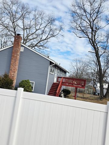 2196 Central St, Stoughton, MA 02072