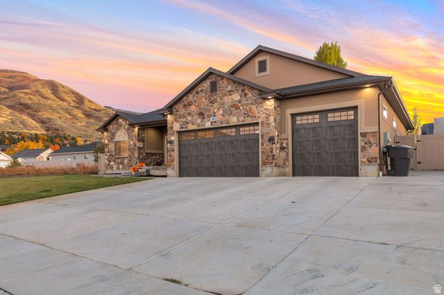 409 W 2100 S, Perry, UT 84302
