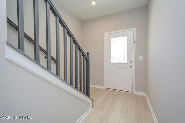 17801 Bridle Run Dr, Louisville, KY 40245