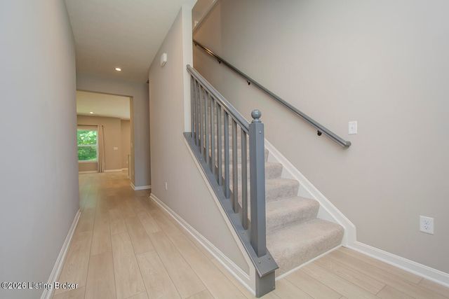 17801 Bridle Run Dr, Louisville, KY 40245