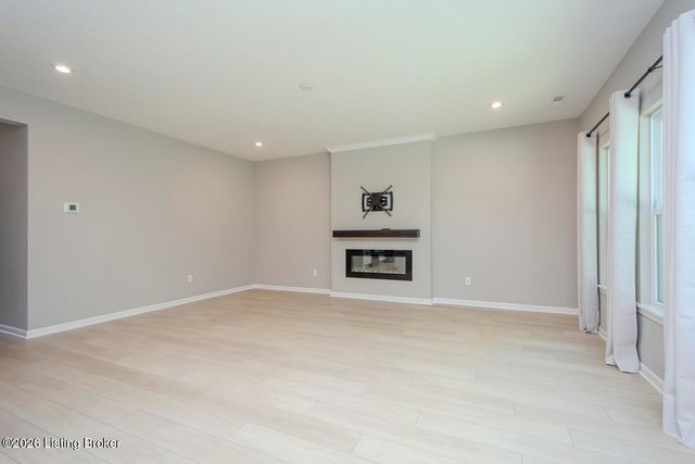 17801 Bridle Run Dr, Louisville, KY 40245