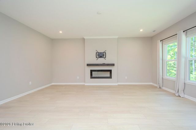 17801 Bridle Run Dr, Louisville, KY 40245