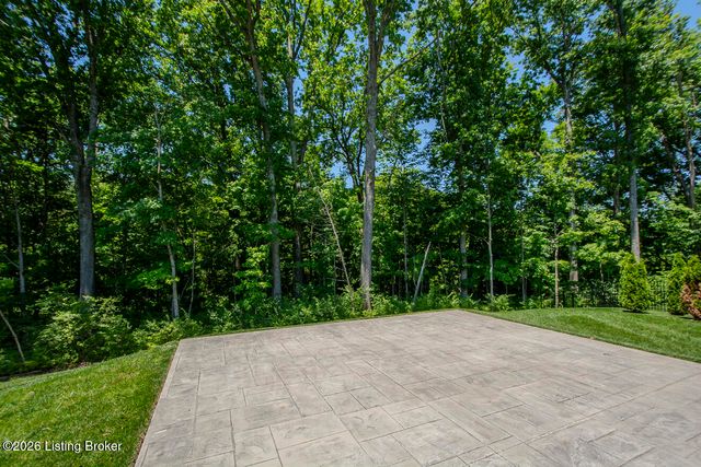 17801 Bridle Run Dr, Louisville, KY 40245
