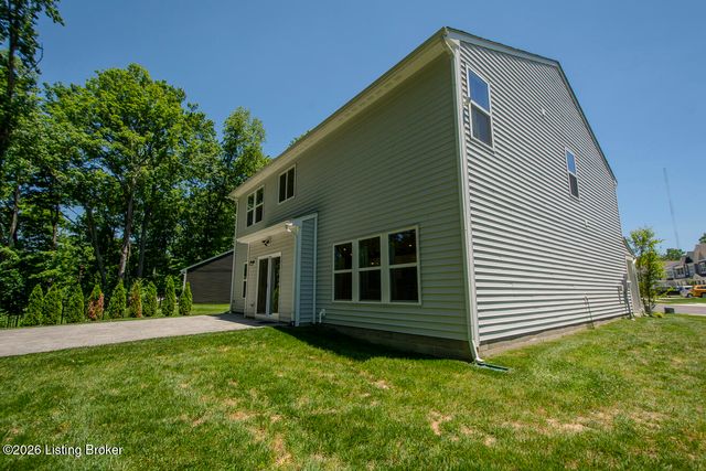 17801 Bridle Run Dr, Louisville, KY 40245