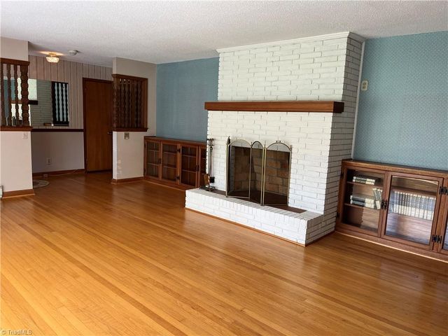 4009 Groometown Road, Greensboro, NC 27407