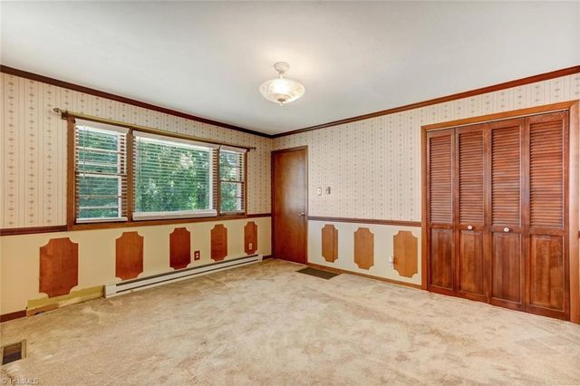 4009 Groometown Road, Greensboro, NC 27407