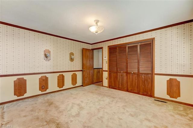 4009 Groometown Road, Greensboro, NC 27407