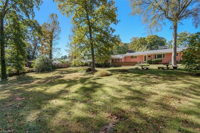 4009 Groometown Road, Greensboro, NC 27407