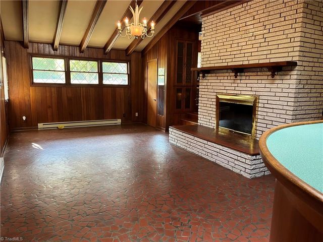 4009 Groometown Road, Greensboro, NC 27407
