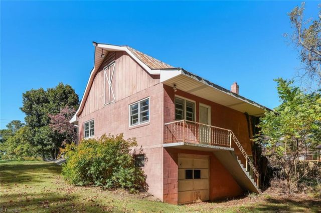 4009 Groometown Road, Greensboro, NC 27407